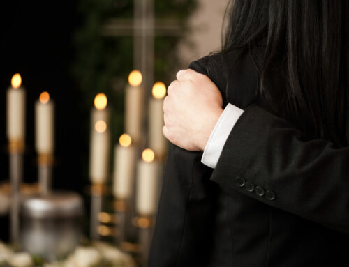 Beerdigungen in Corona-Zeiten: Trauern ist einsamer als sonst
